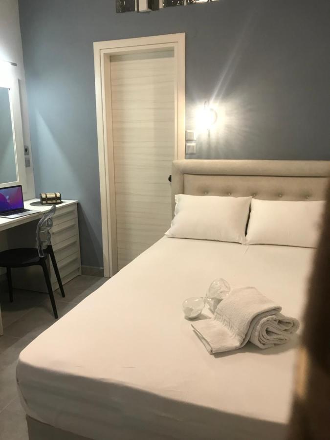 Avra Comfort Rooms - Family เนอาโปติไดอา ภายนอก รูปภาพ