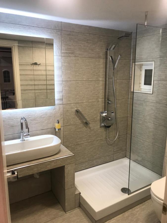 Avra Comfort Rooms - Family เนอาโปติไดอา ภายนอก รูปภาพ