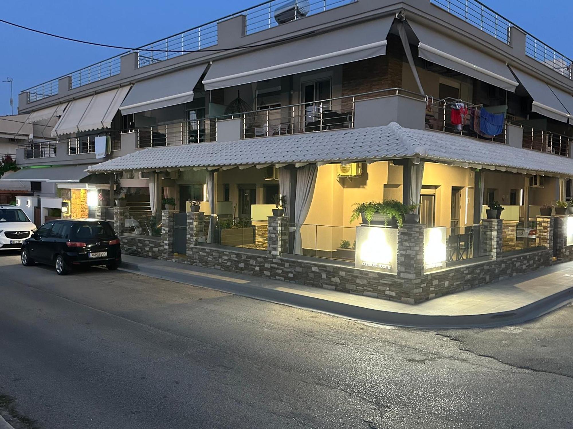 Avra Comfort Rooms - Family เนอาโปติไดอา ภายนอก รูปภาพ