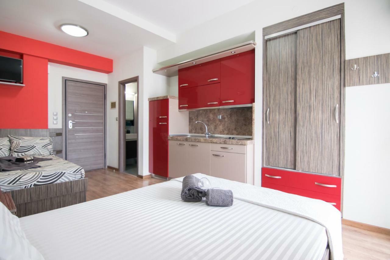Avra Comfort Rooms - Family เนอาโปติไดอา ภายนอก รูปภาพ